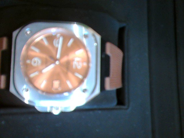 Montre br-05