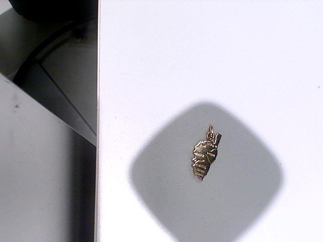 Pendentif plaque or