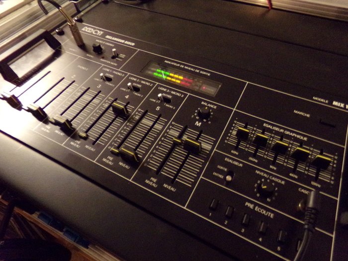 Table de mixage mix 11