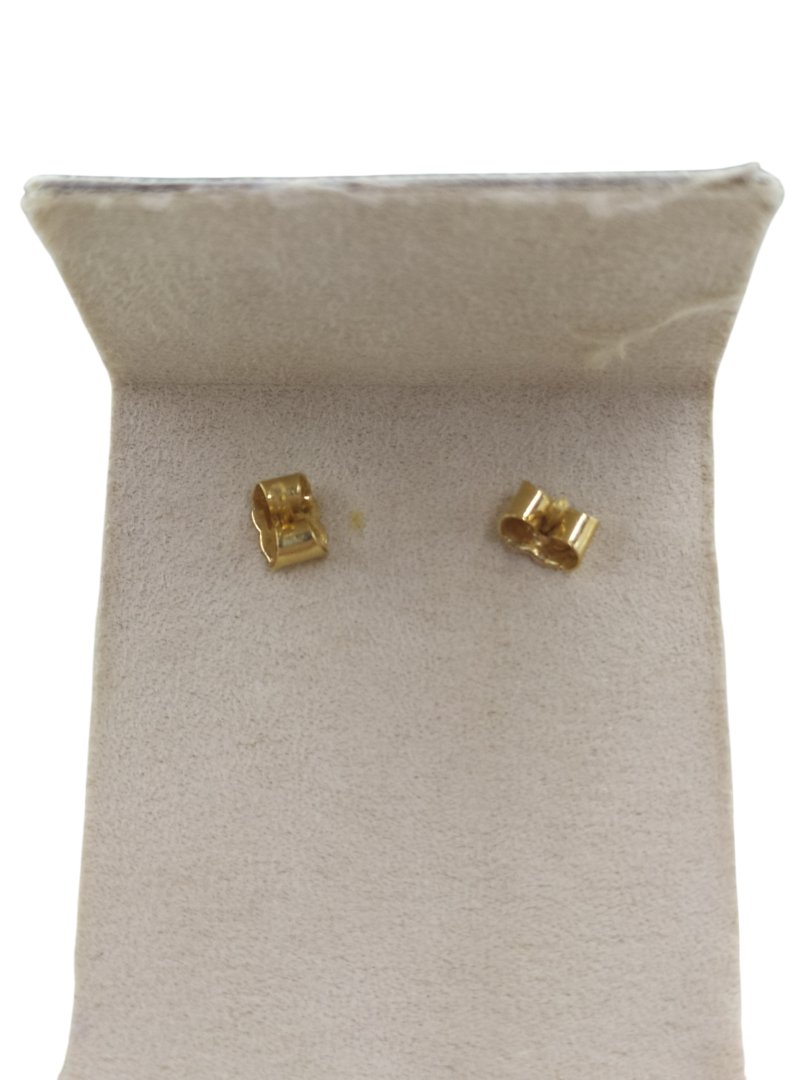 Boucles d'oreille jaune serties de perles blanches style classique