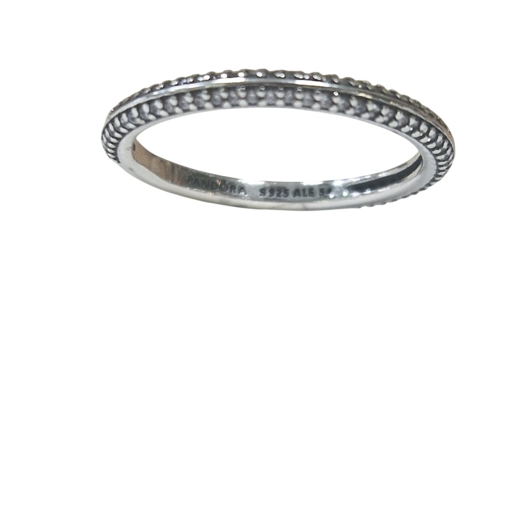 Bague me pavee