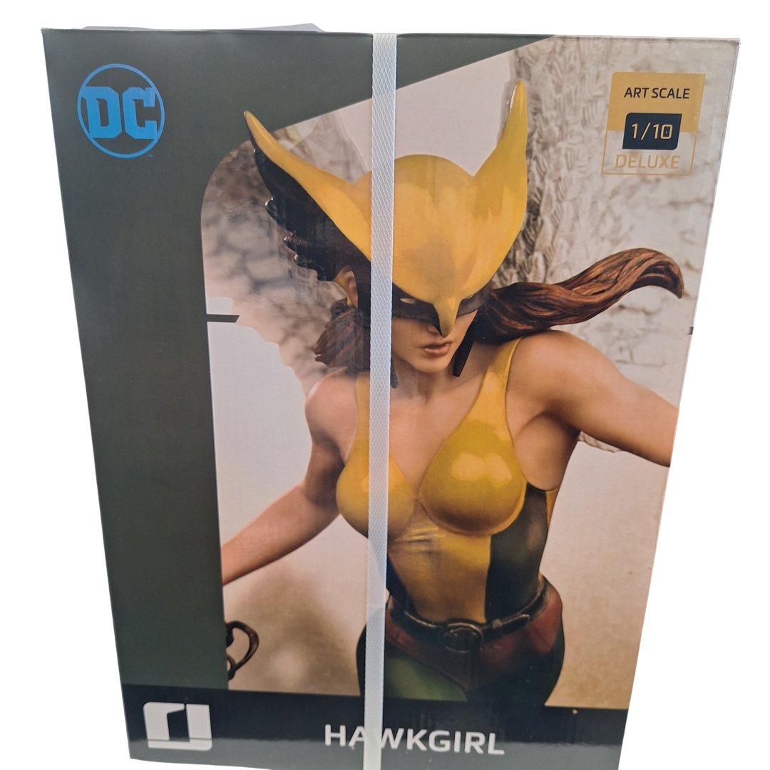 Figurine hawkgirl