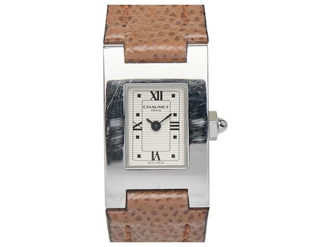 Montre style rectangulaire