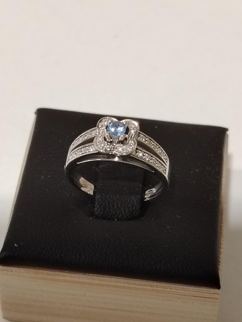 Bague solitaire love t47