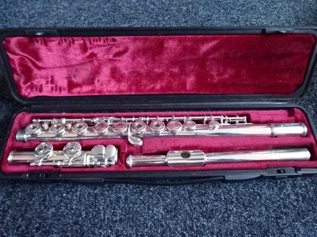 Flute traversiere 281s2