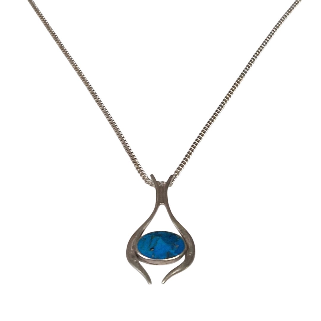 Chaine avec pendentif ovale turquoise