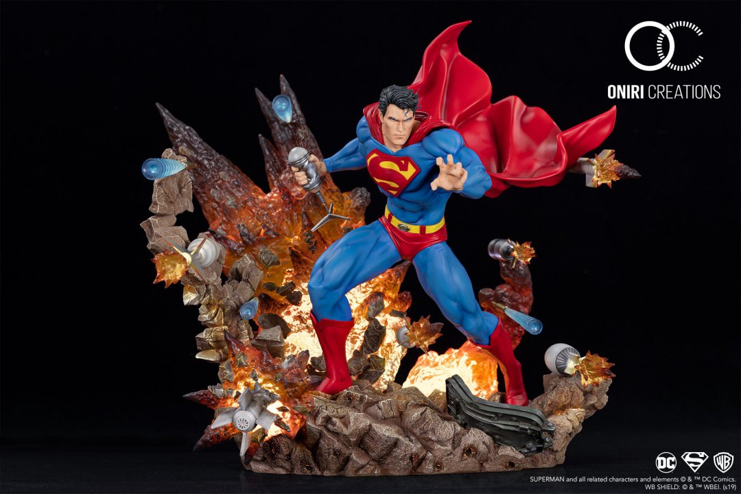 Figurine superman for tomorrow