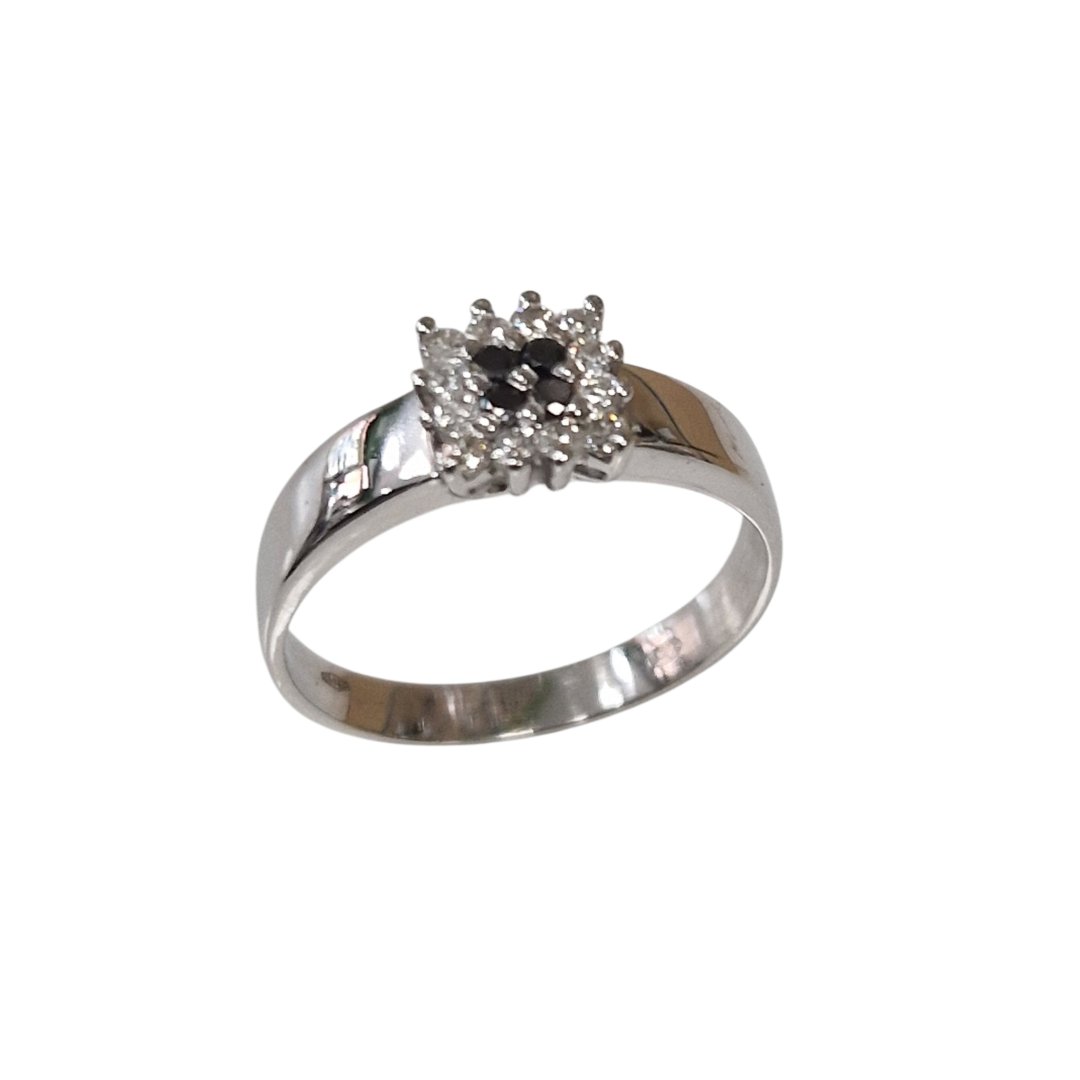 Bague or blanc 12 diamants et 4 pierres bleues 2.79