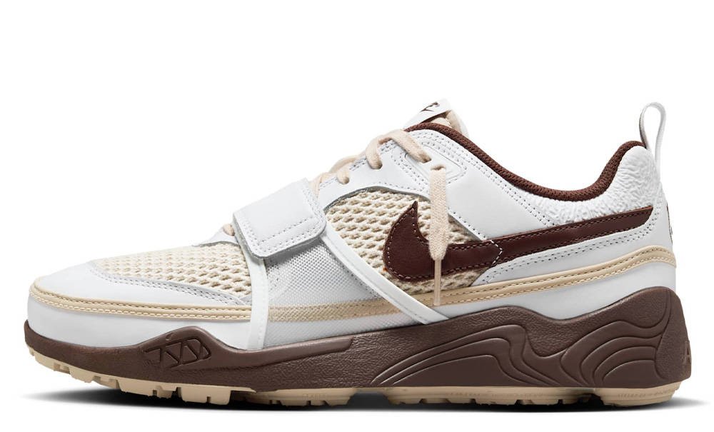 Chaussures t39 travis scott zoom field jaxx