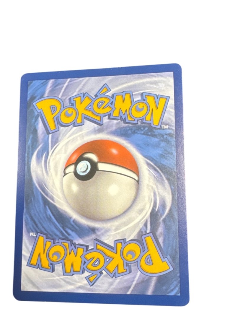 Carte pokemon pikachu 006/015