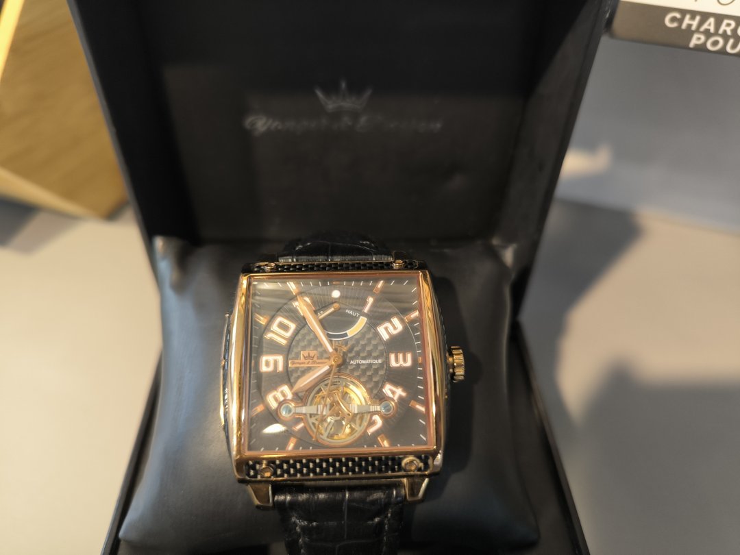 Montre ybh 8318