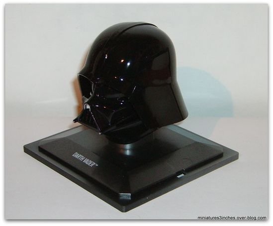 Figurine casque star wars dark vador