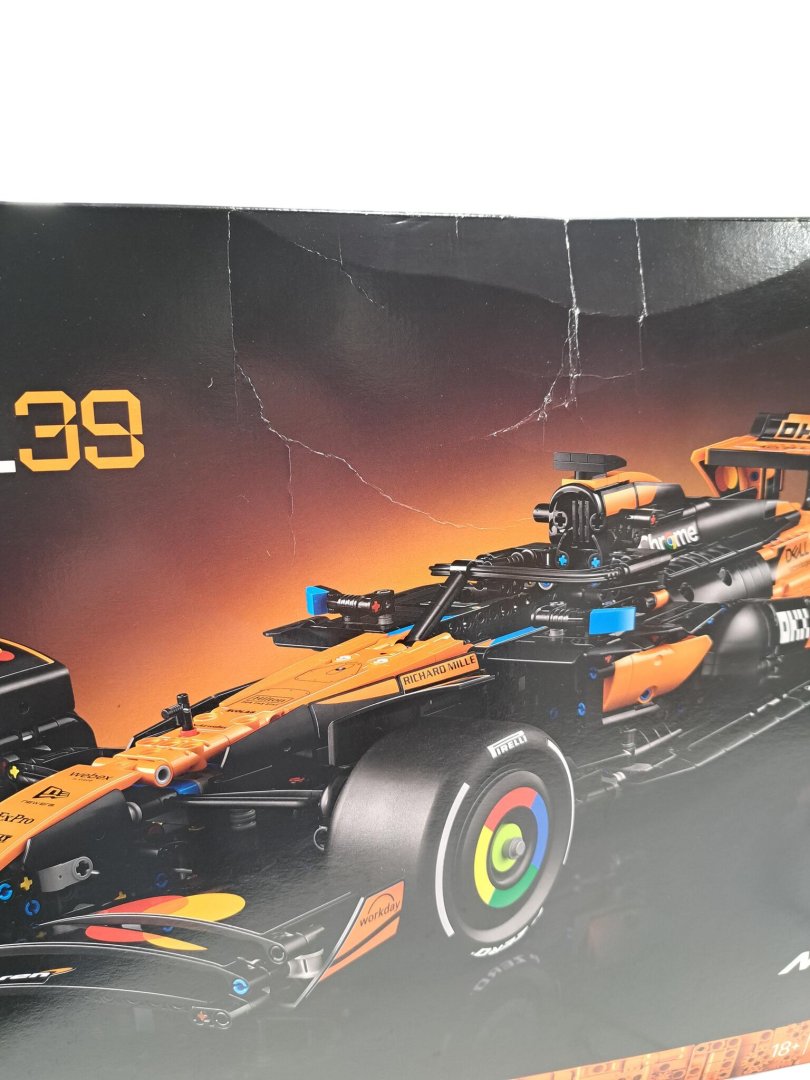 Figurine voiture mclaren mcl39 f1 - 42228