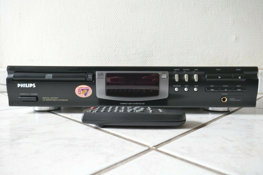Lecteur cd compact disc player cd 723