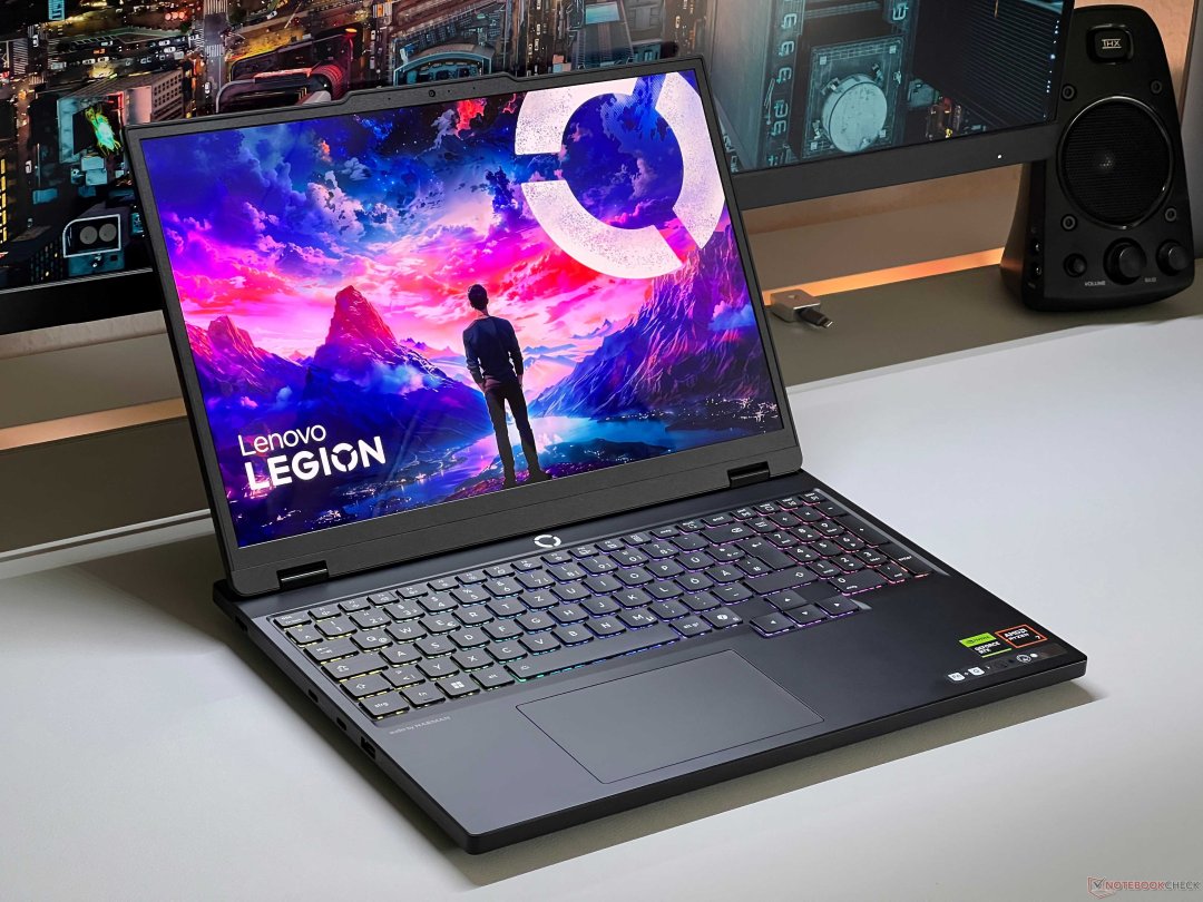Ordinateur portable legion 5 15irx10 15" 2025 i513650hx 2,60ghz 512go 32go rtx 5070 15,6" i5-13650hx 2.60ghz 512go 3