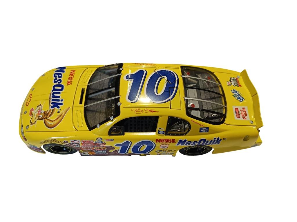 Voiture de collection 10 1/24 jeff green nesquick racing