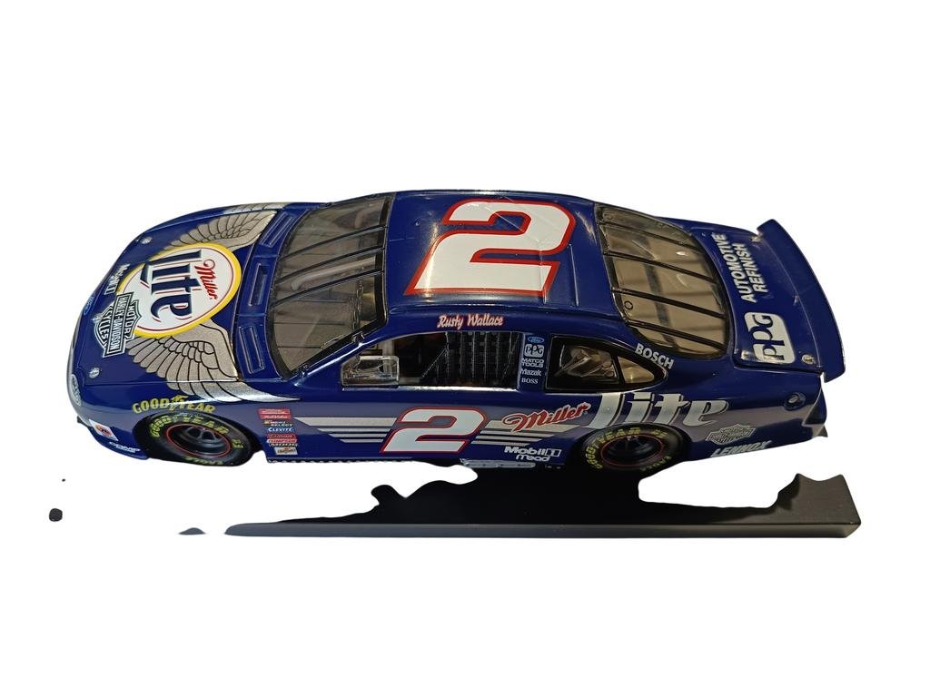 Voiture de collection 1/24 2 rusty wallace miller lite