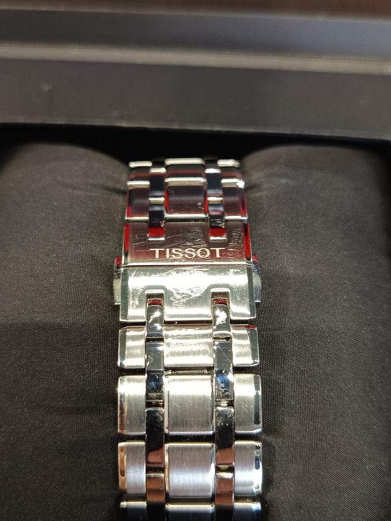 Montre automatique t139.462.11.038.00 chemin des tourelles 42mm