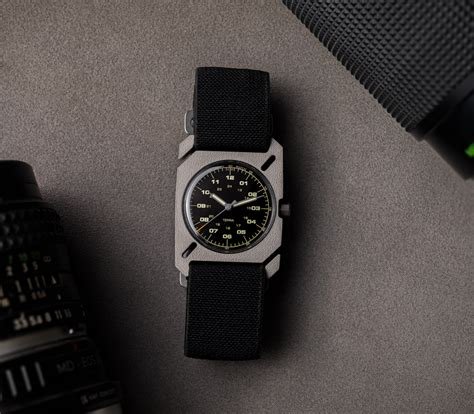 Montre quartz terra black limited