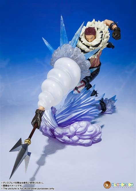 Figurine charlotte katakuri mochi tsuki