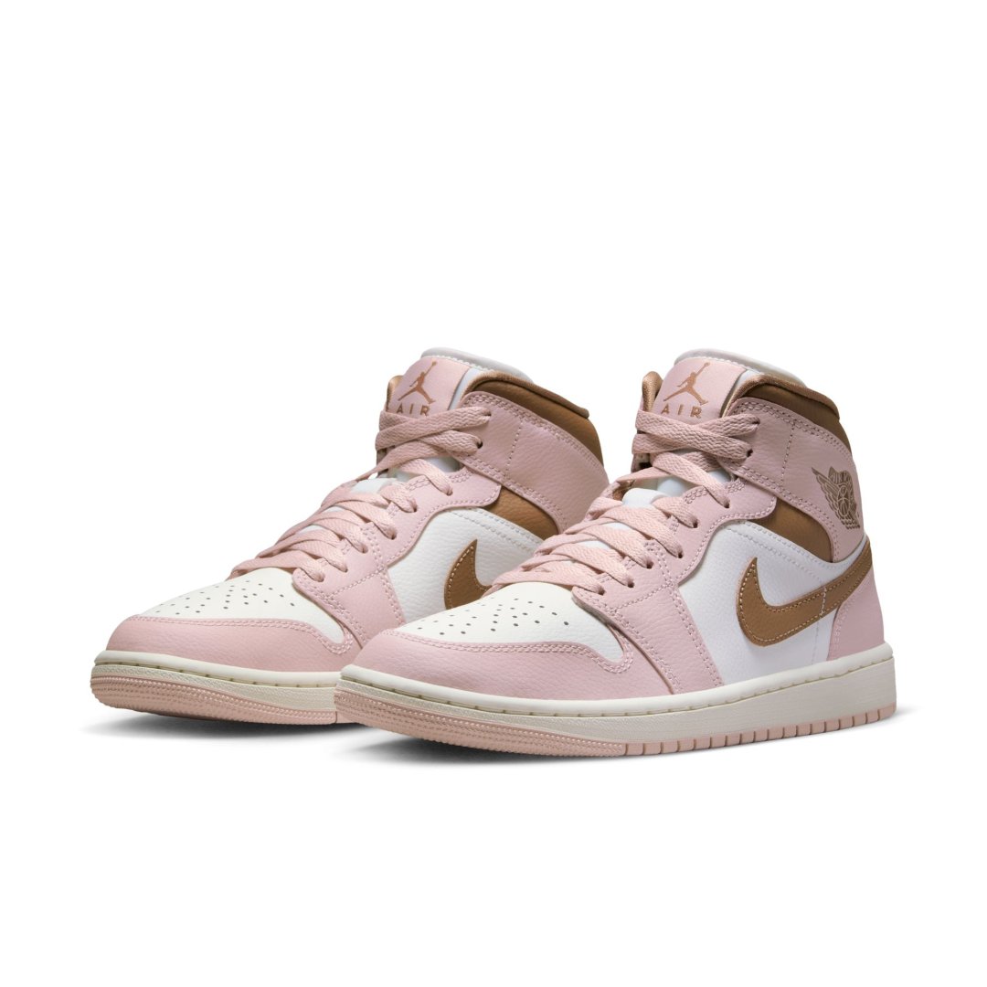 Chaussures t37.5 air jordan 1 mid neapolitan