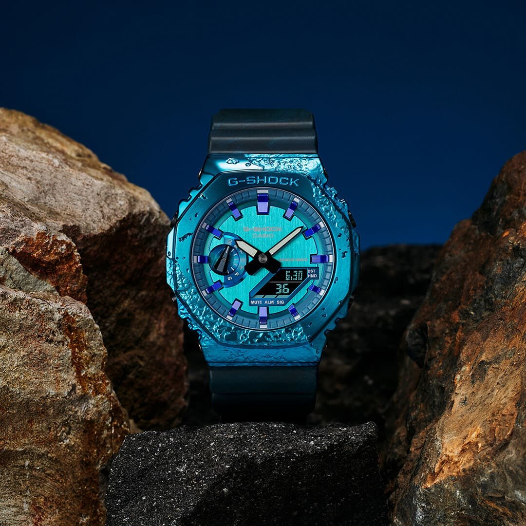 Montre g-shock g-steel 2100 series 40th anniversary special adventurer?