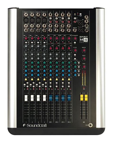 Regie mixage analogique. spirit m4