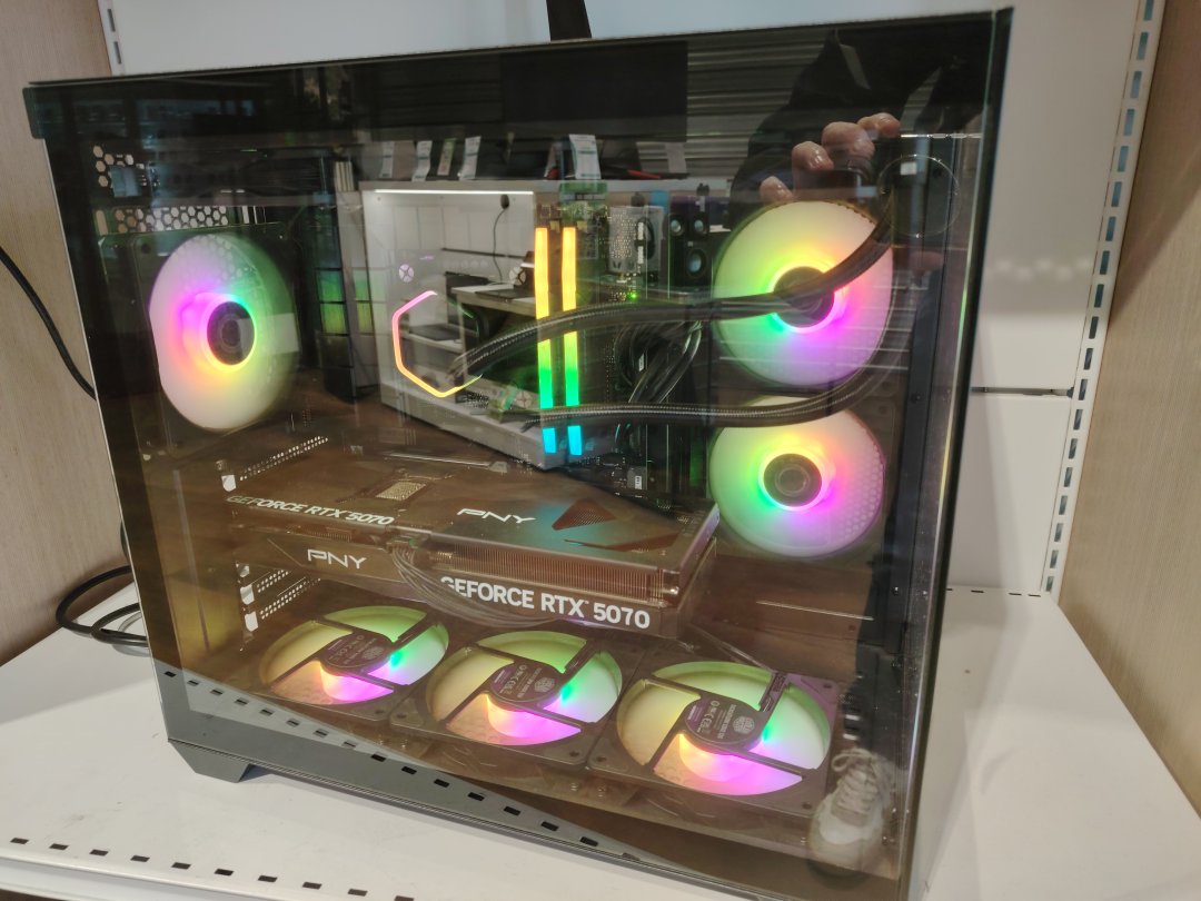 Ordi gamer i514400f 32go ddr5 5070 2to ssd i5 14400f 2,5ghz a 4,7ghz boost 32go ddr5 2to rtx 5070