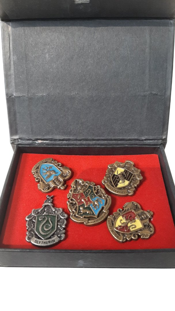 Figurine pin's ordre du phoenix