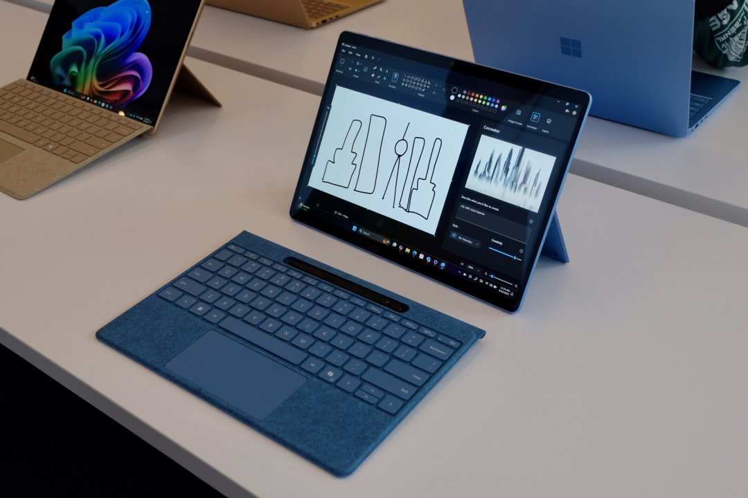 Pc portable surface book pro 11 13,5" snapdragon x elite 12 coeurs 512go 16go