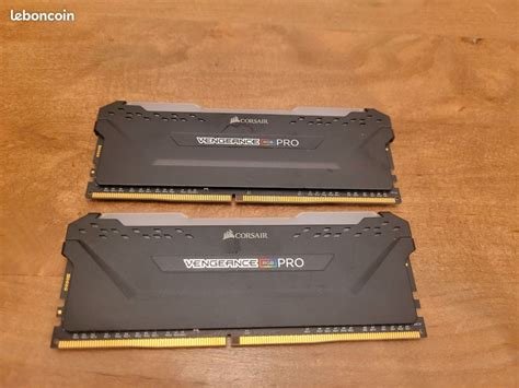 Barrette de ram 2 x 8go 3600 vengeance rgb pro // sl