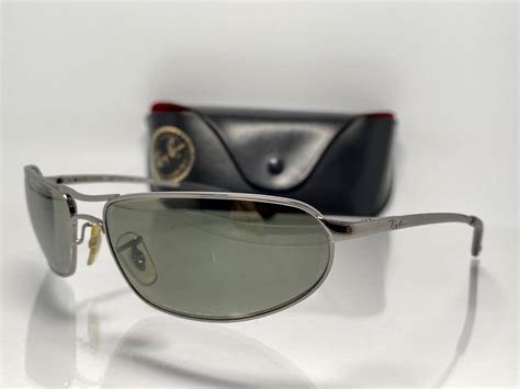 Lunettes de soleil rb 3169 curve 004