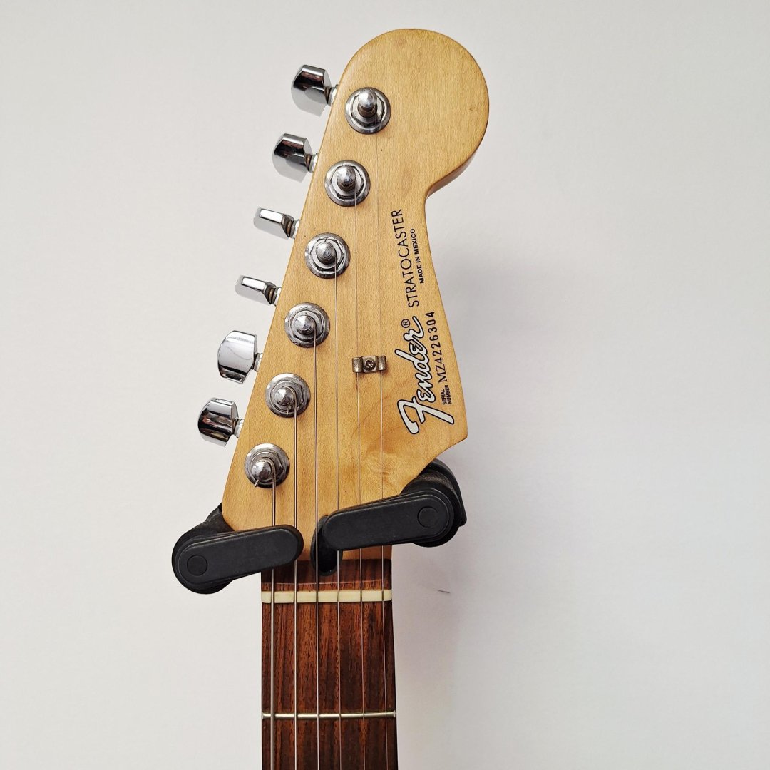 Guitare electrique stratocaster made in mexico