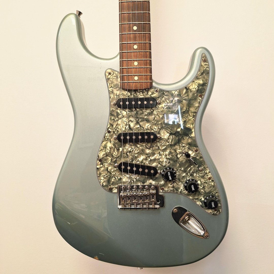 Guitare electrique stratocaster made in mexico