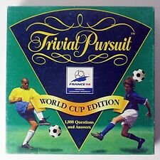Jouet trivial pursuit genus 2