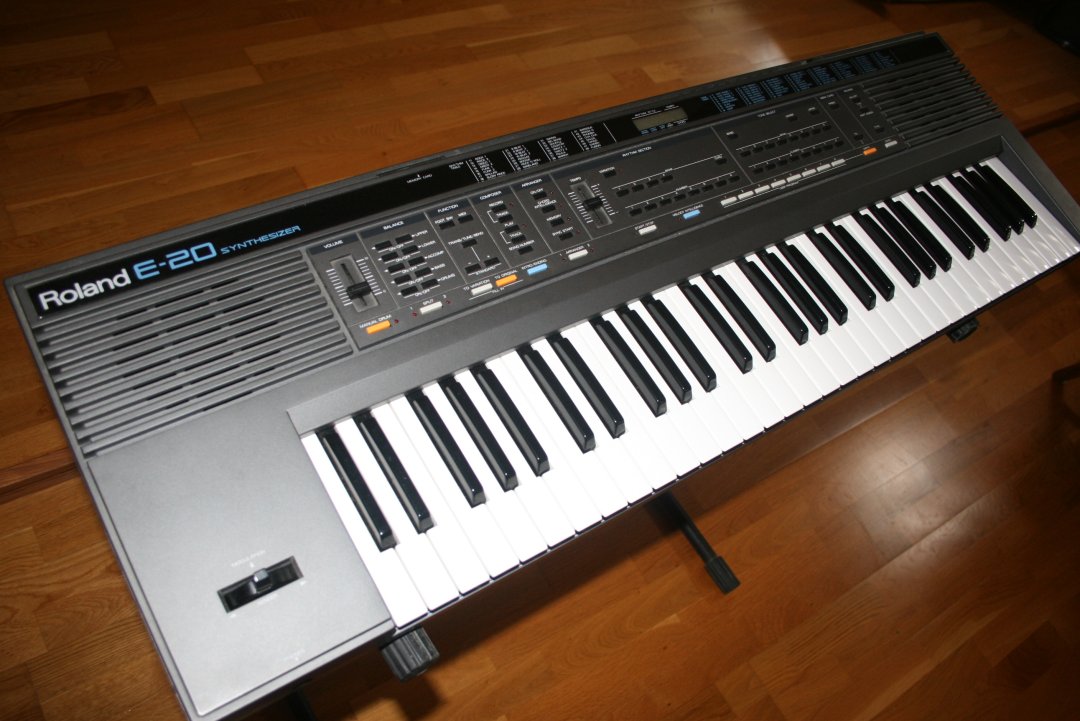 Clavier, synthe e-20