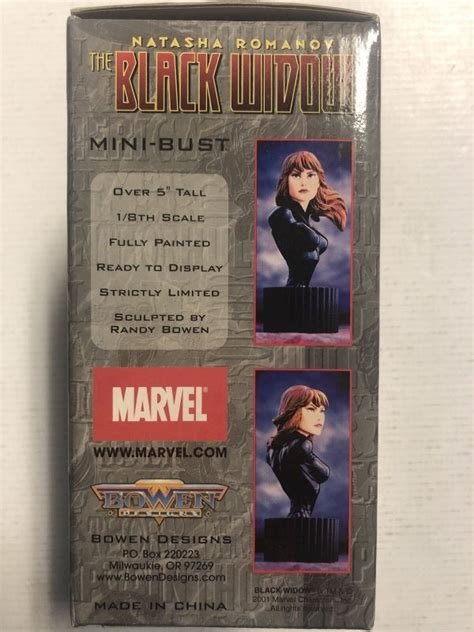Figurine black widow