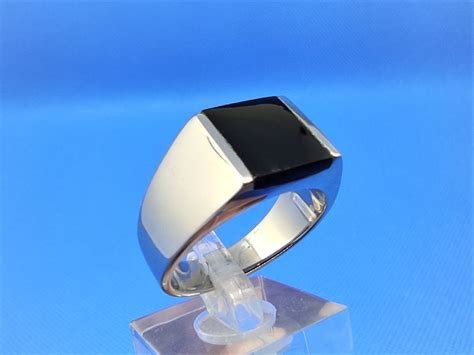 Bague chevaliere acier acier