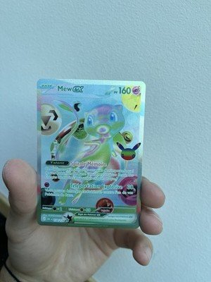 Cartes a collectionner mew ex