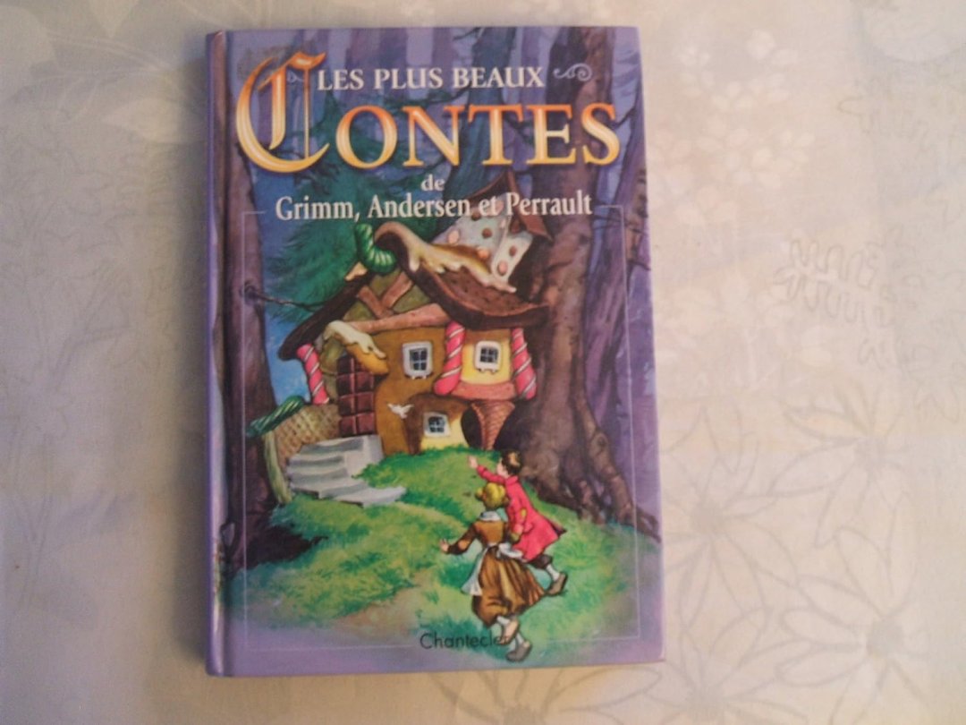 Livre les + beaux contes de grimm, andersen et perrault